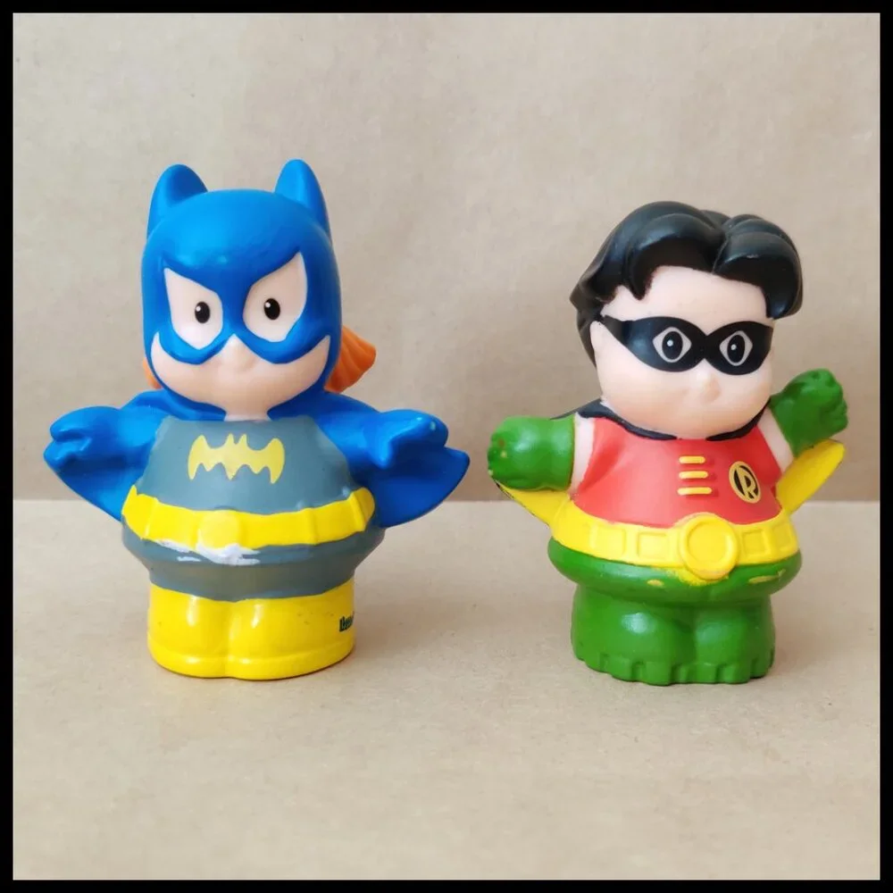 4x Fisher Price Little People -DC Heroes- Superman, Wonder Woman, Batgirl, Robin - Picture 9 of 15